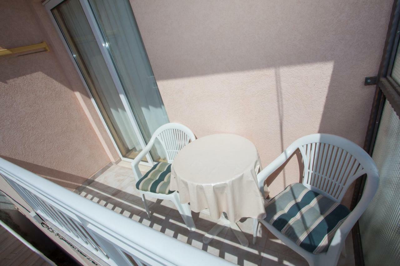 Apartman Antonio Apartment Makarska Bagian luar foto