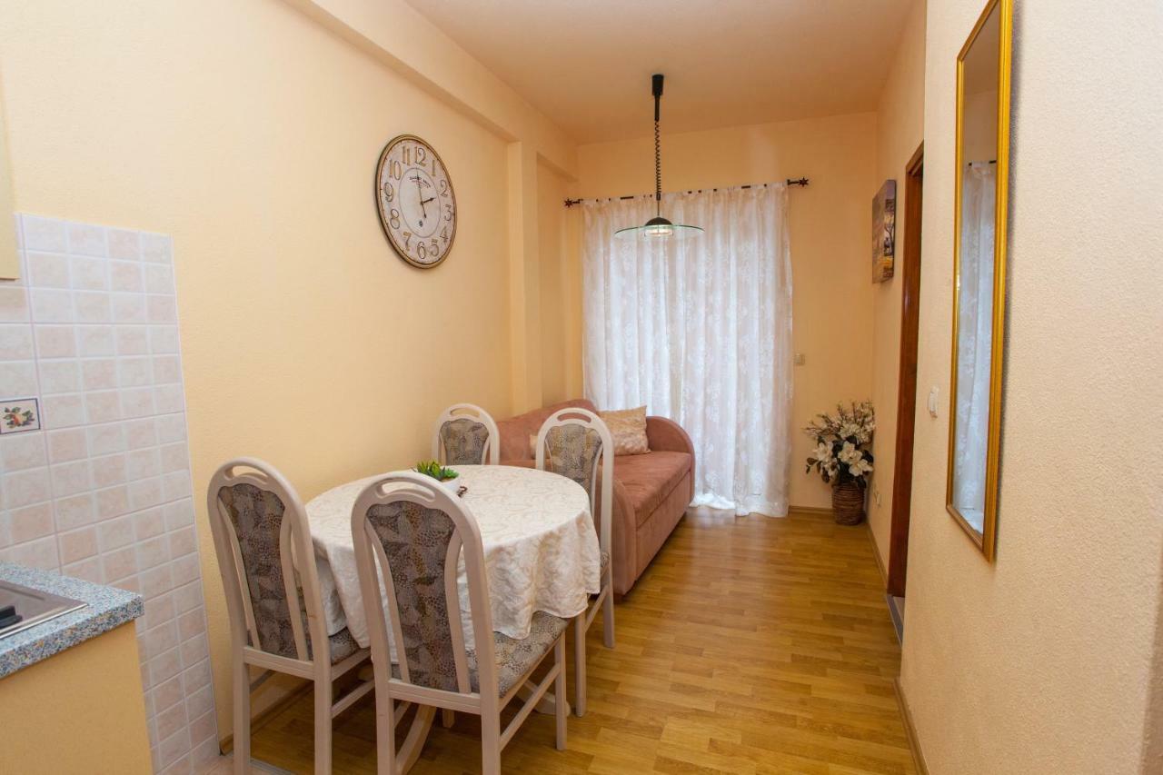 Apartman Antonio Apartment Makarska Bagian luar foto